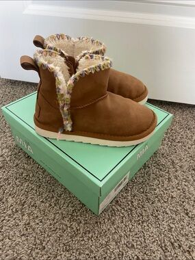 MIA Kids Tan Faux-Shearling Cozy Booties with Multicolor Trim